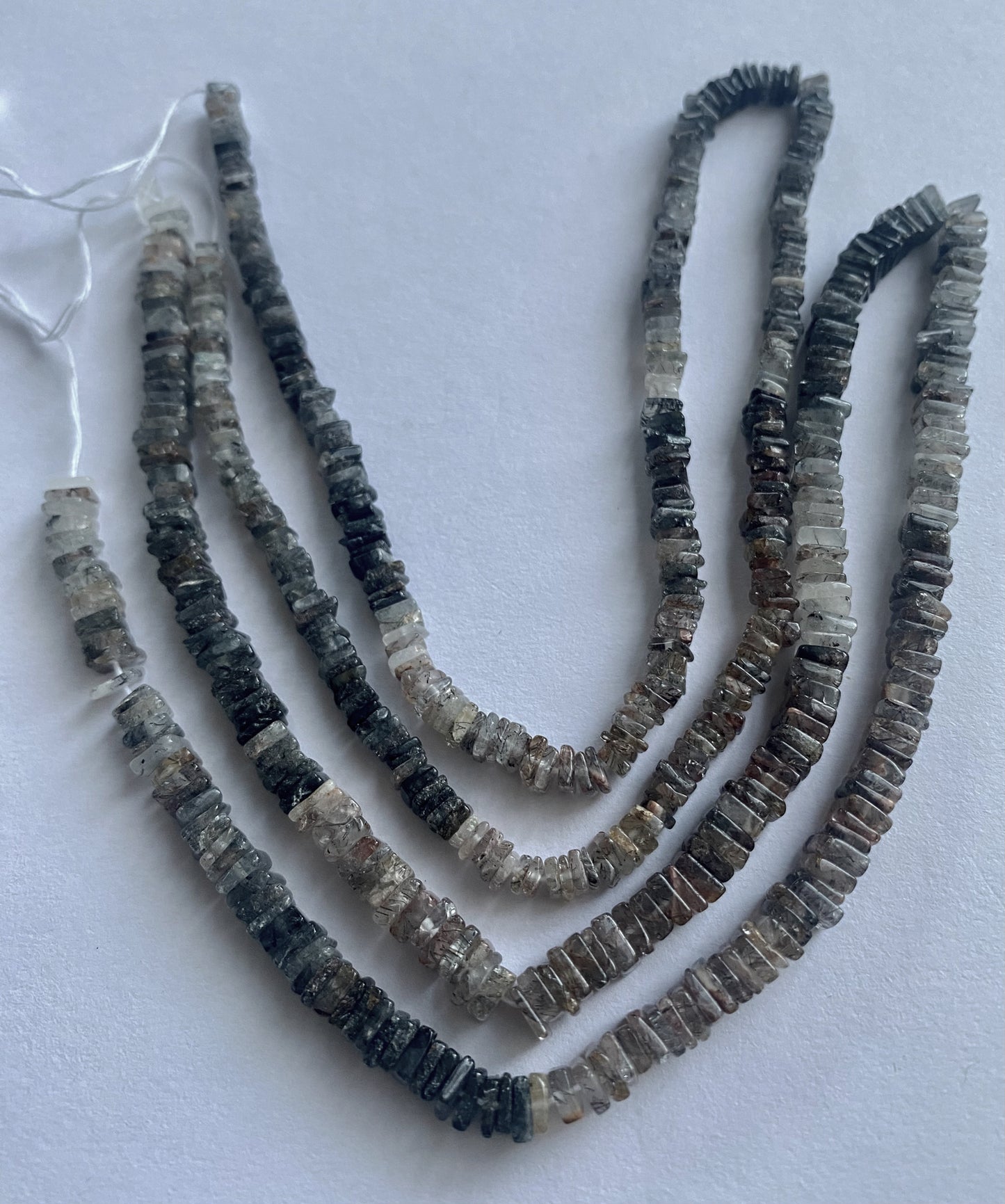 Refined 40cm Change Garnet strand, featuring consistent size and elegant faceting.