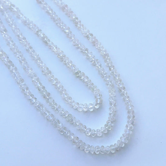 Close‑up of crystal curved pumpkin highlighting their polished cut and reflective surfaces.