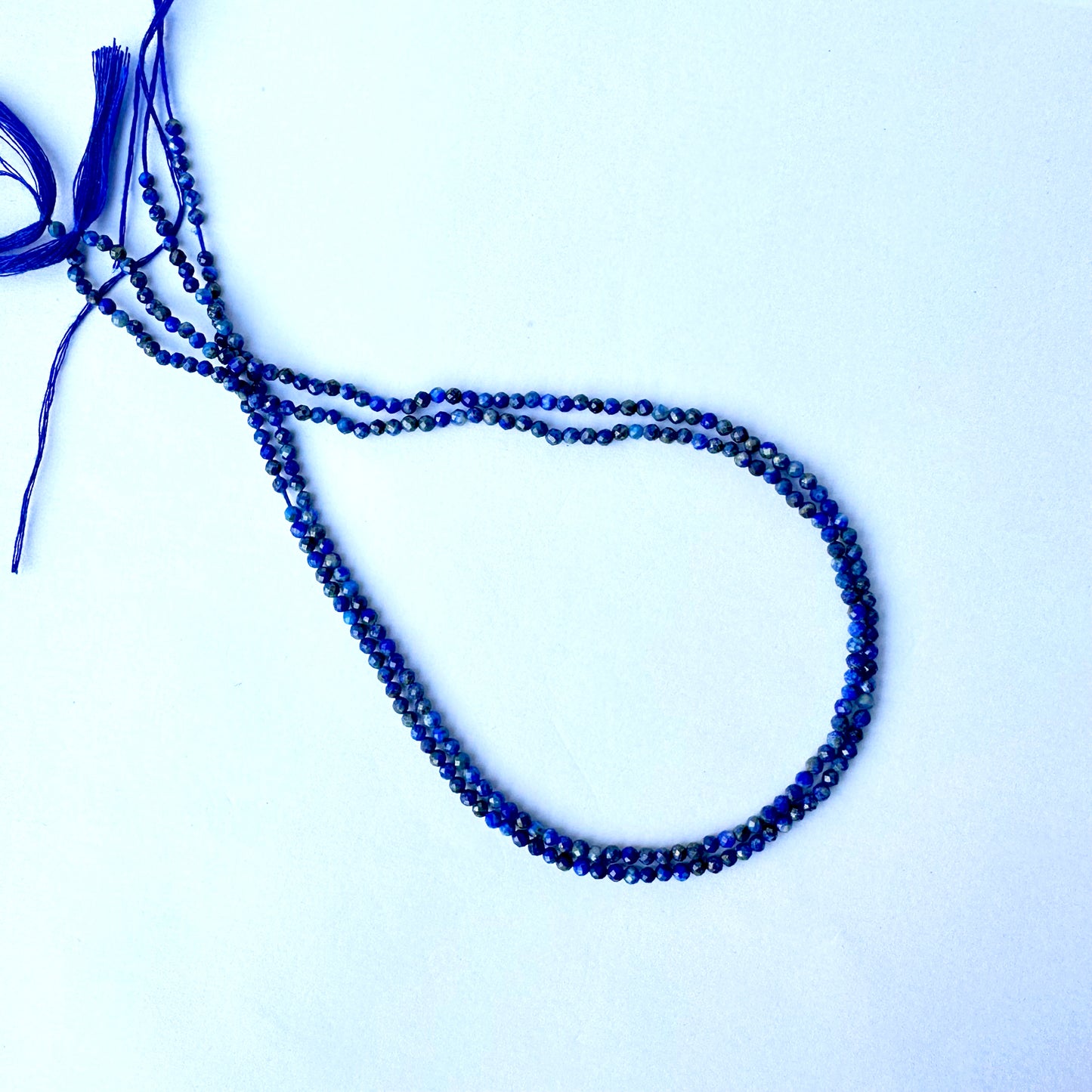 Lapis Lazuli rondelle beads with 3.5mm size and faceted cut on a 33cm strand.