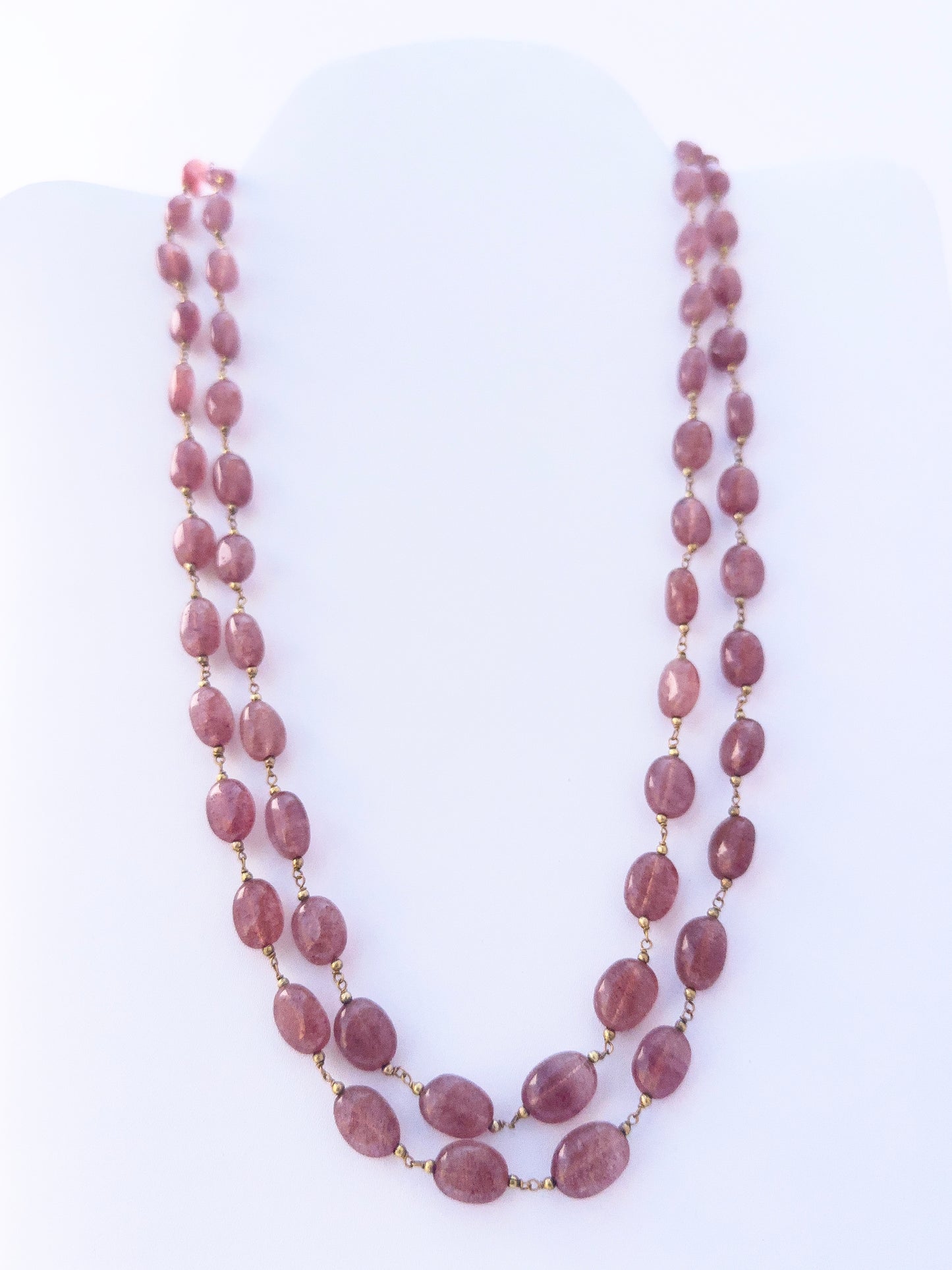 Strawberry Quartz stone beads necklace, soft pink tones, smooth oval design, 53–55cm adjustable length.