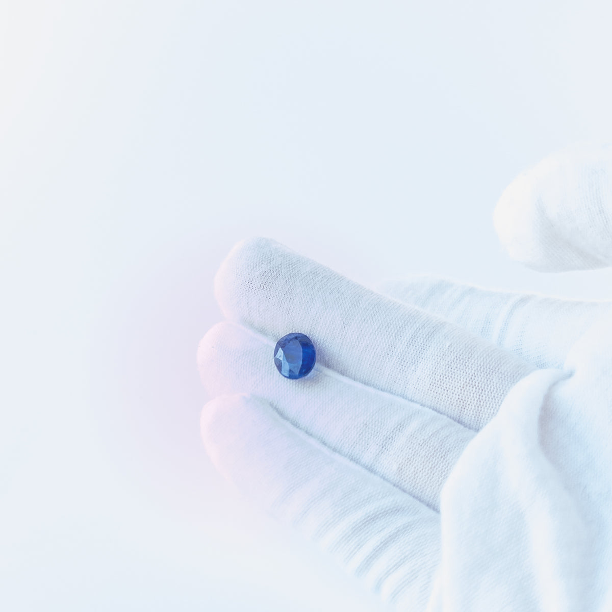 High‑quality Blue Sapphire cabochon arranged neatly for handmade jewellery components and settings.