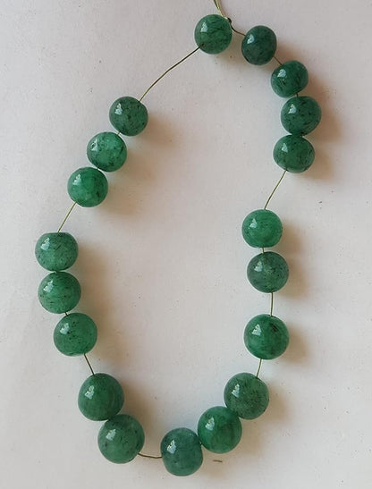 Elegant strand adorned with 7mm to 8mm green Emerald smooth round ball shaped beads, perfect for adding a pop of colour.