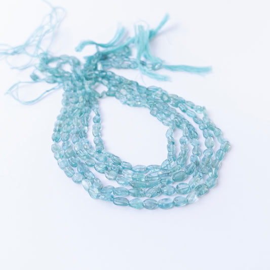 Apatite | Smooth Oval | 4-4.5mm Bead Size | 33cm Strand Length