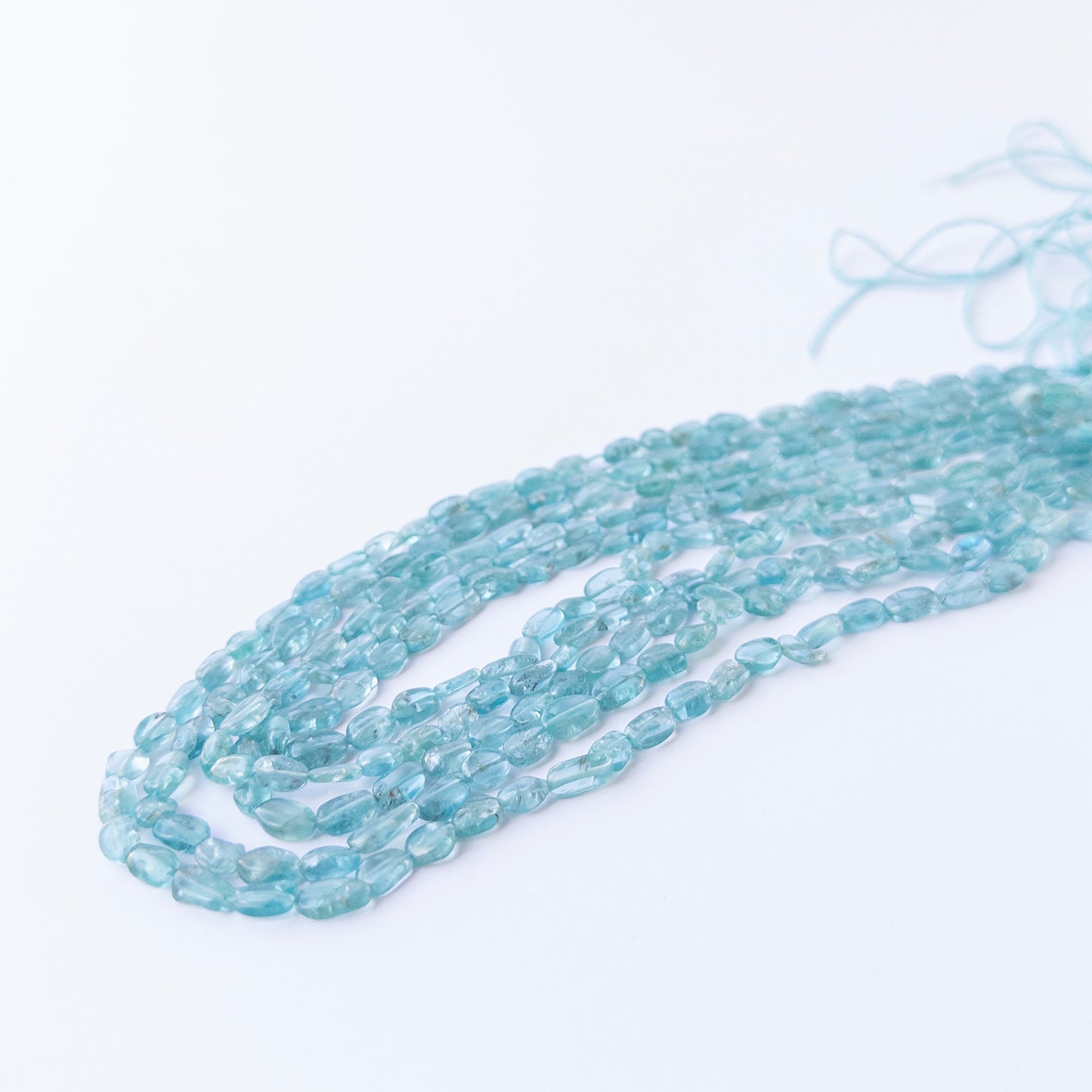 Apatite | Smooth Oval | 4-4.5mm Bead Size | 33cm Strand Length