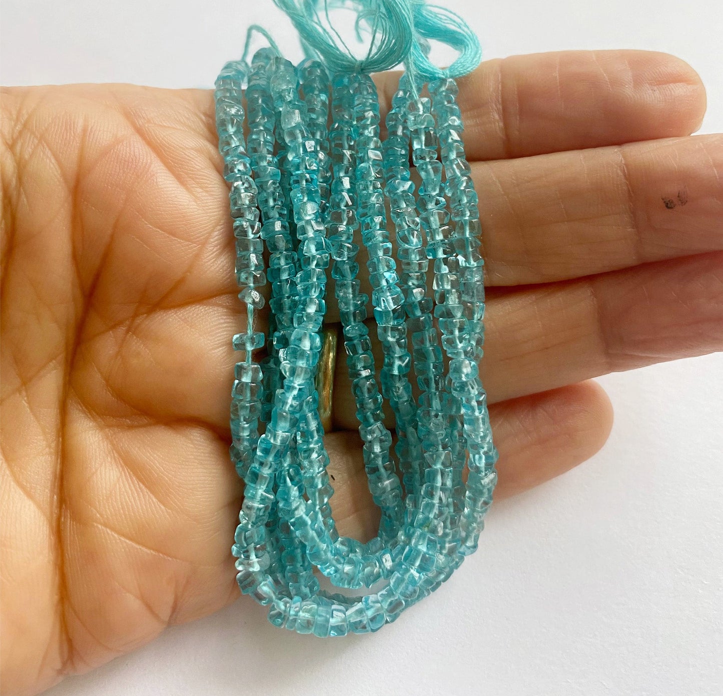 High-quality Apatite beads 3.5mm with a lustrous finish and vivid blue tones perfect for intricate jewellery creations.