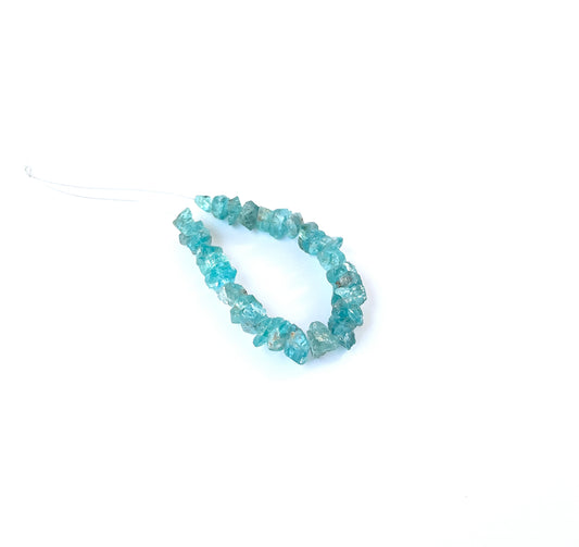 Genuine Apatite rough stones in 6.5–7.5mm sizes, ideal for DIY gemstone jewellery and resin art projects.