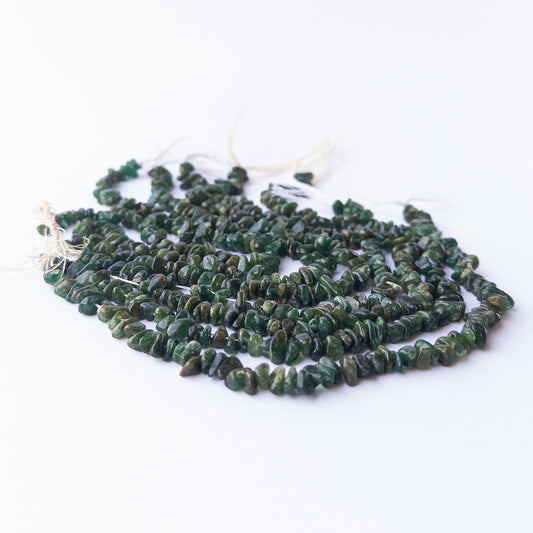 Authentic Aventurine stone beads in chips and nuggets cut, ideal for DIY jewellery and handmade designs.