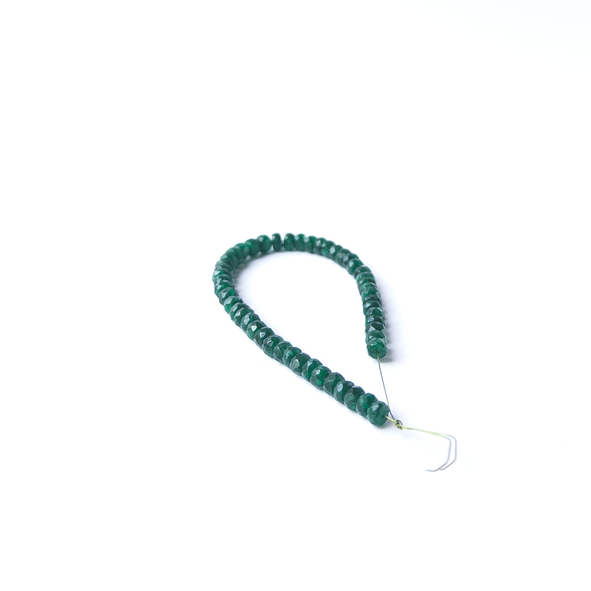 High‑quality Beryl gemstone beads with brilliant faceting and natural pastel hues.