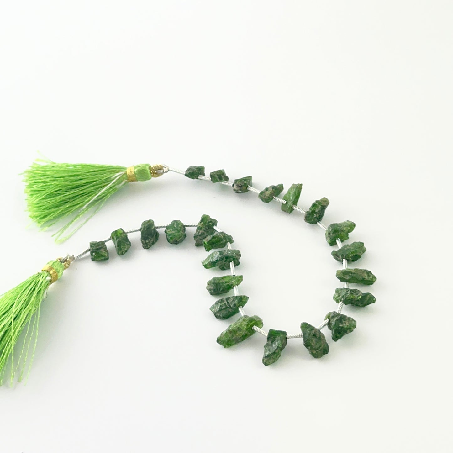  Natural Chrome Diopside rough gemstone beads, 23 pieces totalling 49 carats
