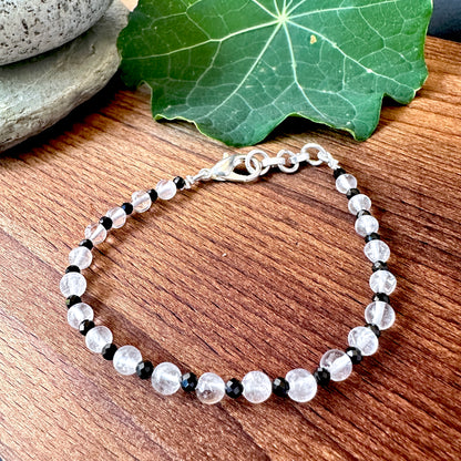 Crystal and black spinel bracelet with natural gemstone beads, 3mm spinel and 5mm crystal round balls, 18cm length, 29 carats.
