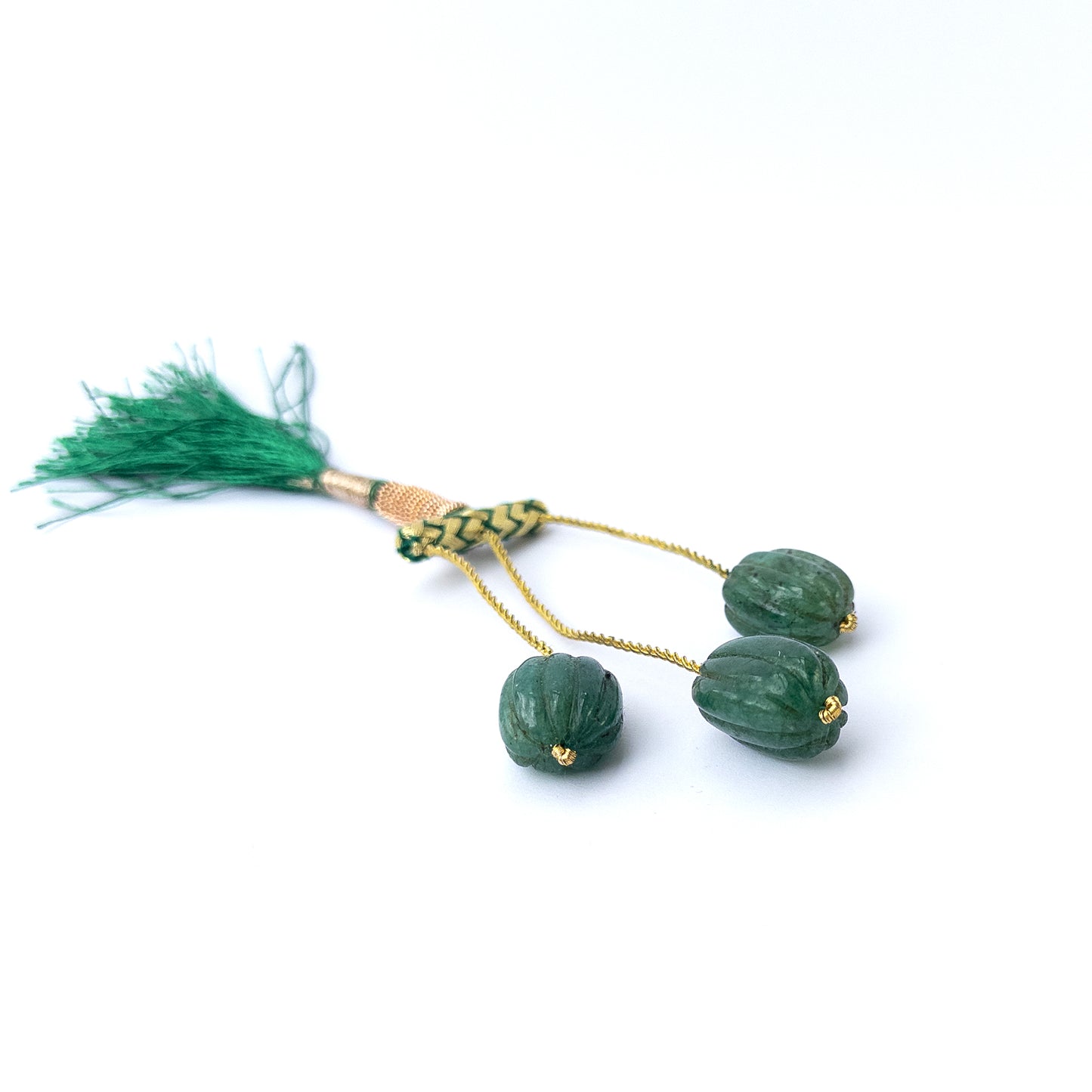 Emerald carved oval gemstone beads in 13.6–14.6mm sizes, genuine stone beads for handmade jewellery.