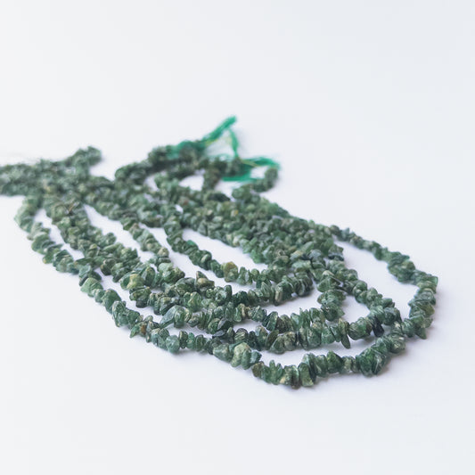 Shaded Emerald chip beads displaying natural colour gradients and high‑quality craftsmanship.