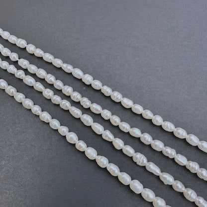 High-quality Freshwater Pearl natural gemstone beads with classic elegance.
