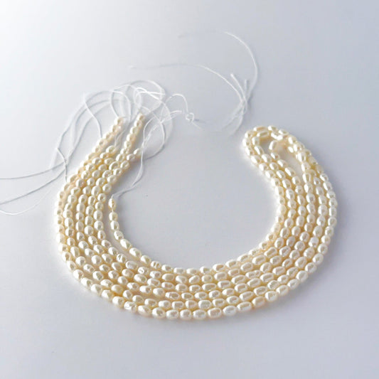 Freshwater Rice Pearls | 3.1-3.5mm Bead Size | 39cm Strand Length | 85 Beads