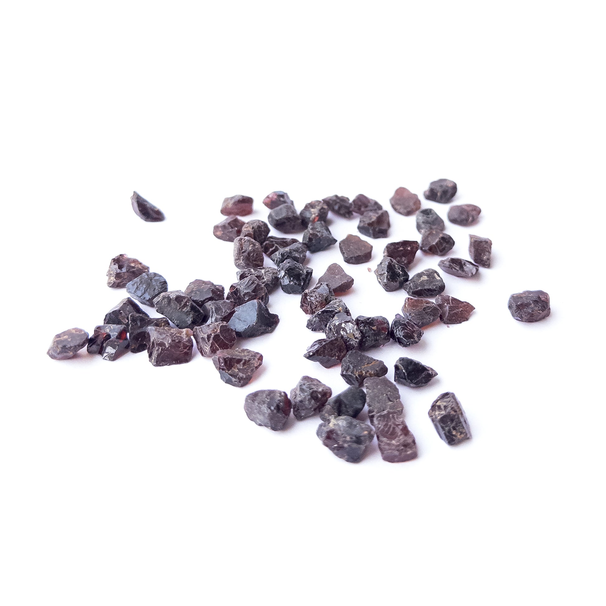 High‑quality undrilled Garnet rough stones ideal for handmade jewellery components and crystal art.