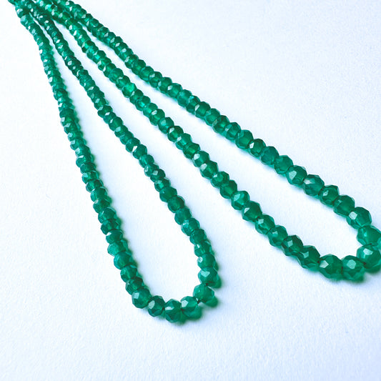 Natural gemstone beads in green onyx with glossy finish and consistent sizing for DIY jewellery making.