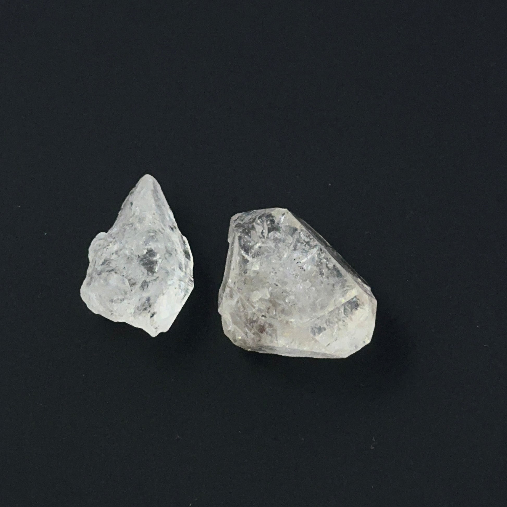 Herkimer Diamond raw points with reflective surfaces, perfect for authentic stone beads and creative jewellery designs.