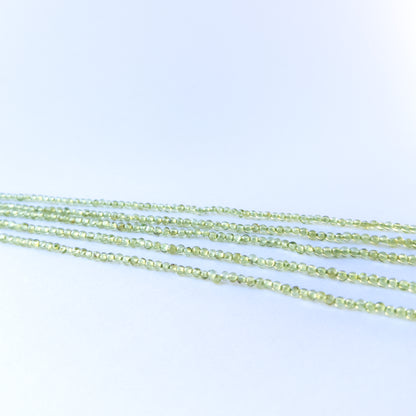Peridot | Smooth Round | 2.7-3mm Bead Size | 33cm Strand Length