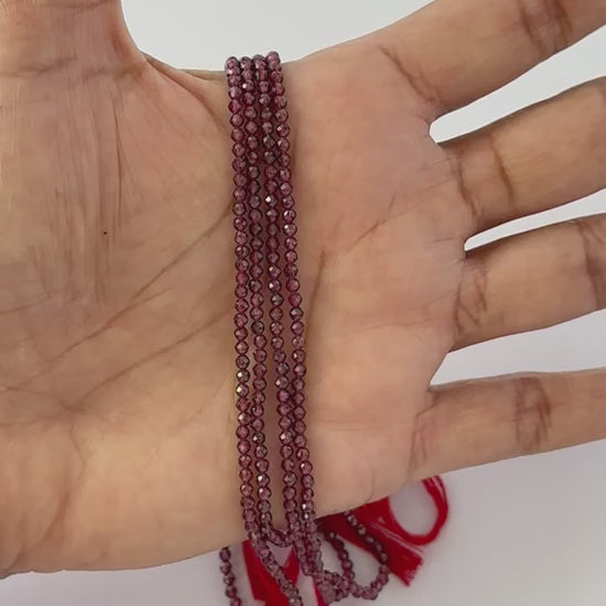 Fine‑cut 2.5mm Garnet rondelle beads with polished facets for jewellery making.