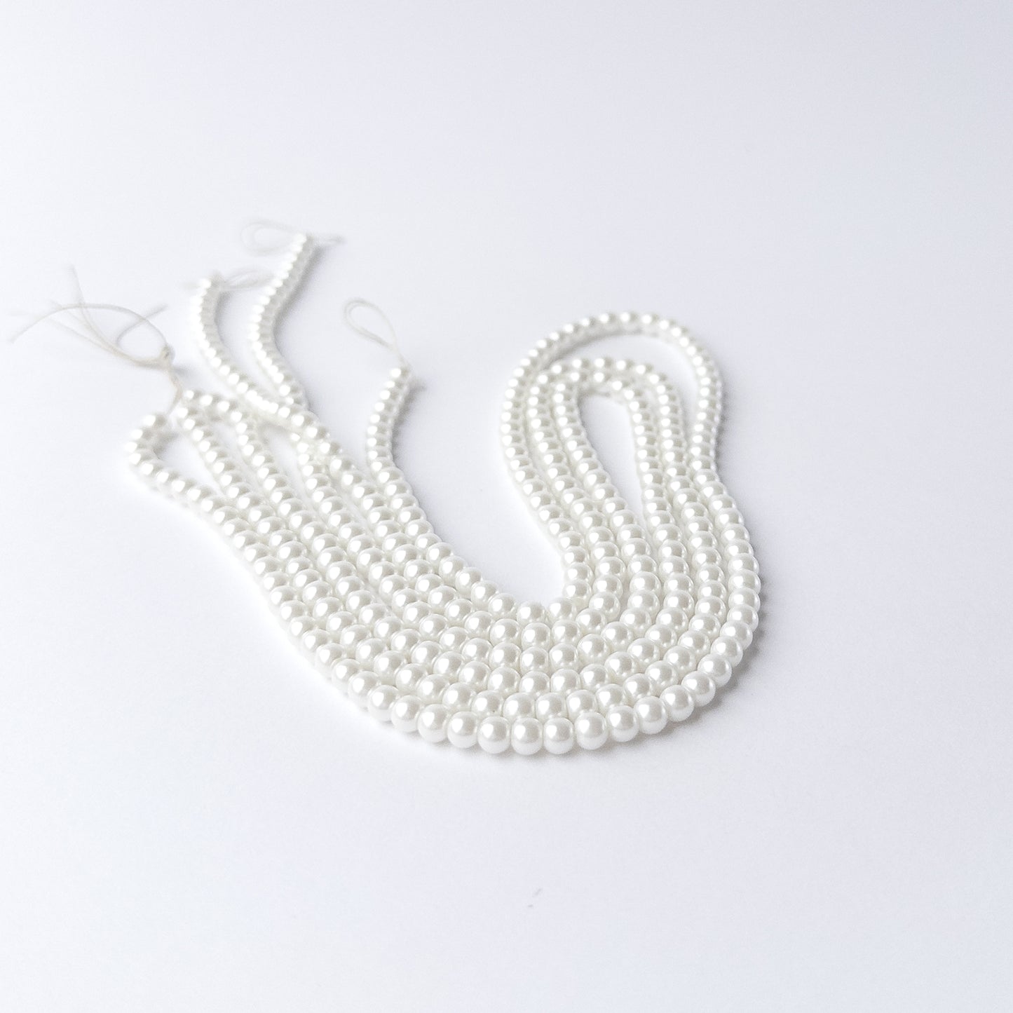 Smooth round Shell Pearl stone beads with refined lustre for premium jewellery crafting.