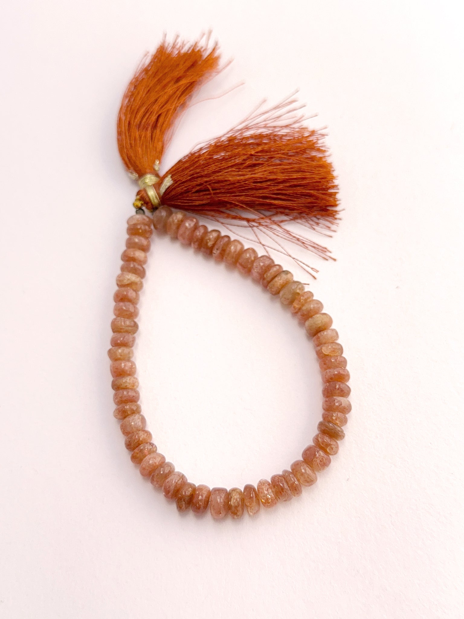High-quality sunstone beads with 7–7.3mm sizing and soft shine. 